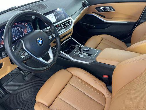 2022 BMW 330 330i