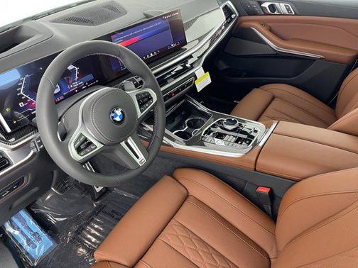 2026 BMW X7 M60i