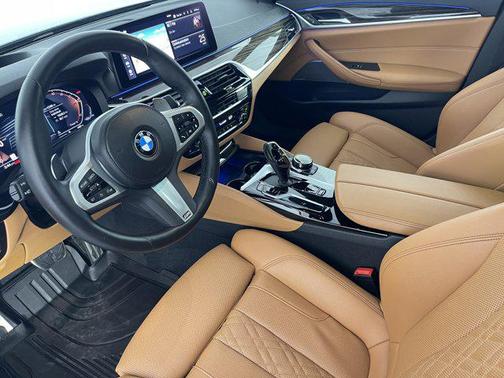 2023 BMW 540 i