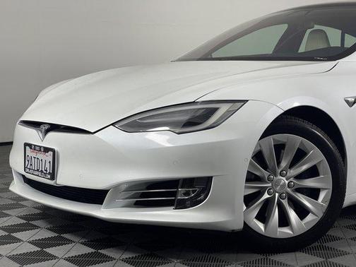 2019 Tesla Model S Long Range