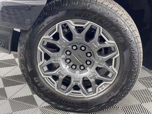 2025 GMC HUMMER EV SUV 3X