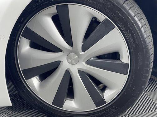 2021 Tesla Model S Long Range Plus