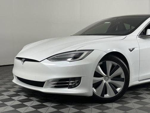 2021 Tesla Model S Long Range Plus