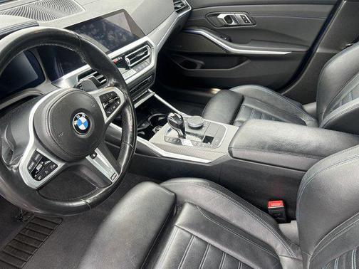 2019 BMW 330 330i