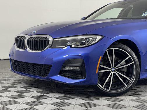 2019 BMW 330 330i
