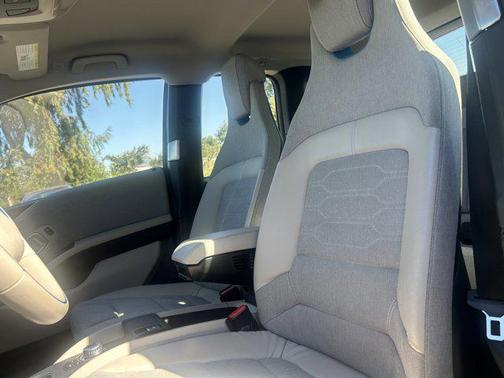 2014 BMW i3 Base