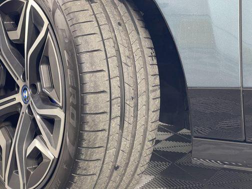 2023 BMW iX xDrive50