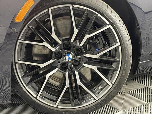 2026 BMW M850 i xDrive