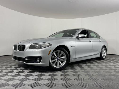 2016 BMW 528 528i