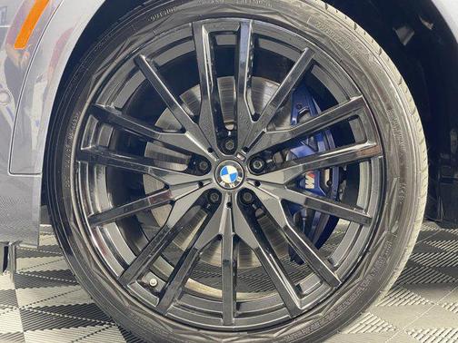 2020 BMW X6 M50i