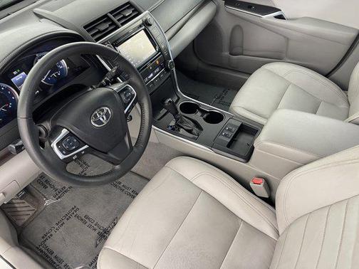 2016 Toyota Camry XLE