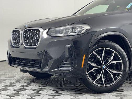 2023 BMW X4 xDrive30i