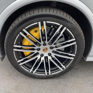 2016 Porsche Cayenne Turbo S