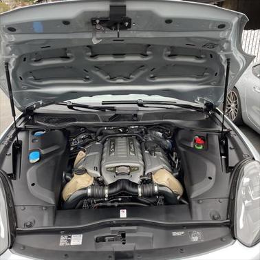 2016 Porsche Cayenne Turbo S