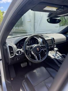 2016 Porsche Cayenne Turbo