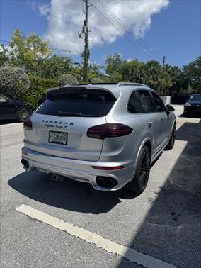 2016 Porsche Cayenne Turbo