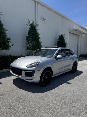 2016 Porsche Cayenne Turbo