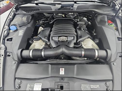 2013 Porsche Cayenne Cayenne