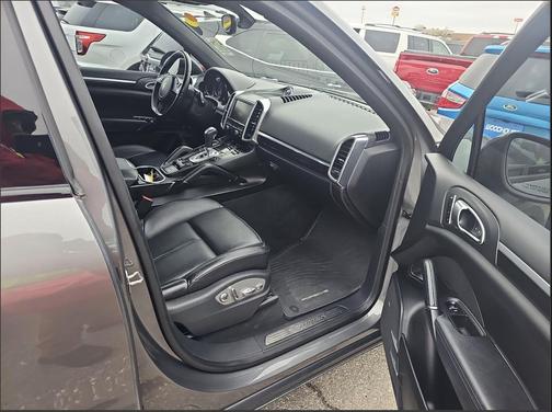 2013 Porsche Cayenne Cayenne
