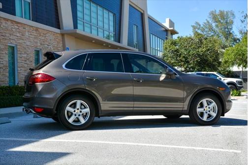 2012 Porsche Cayenne S