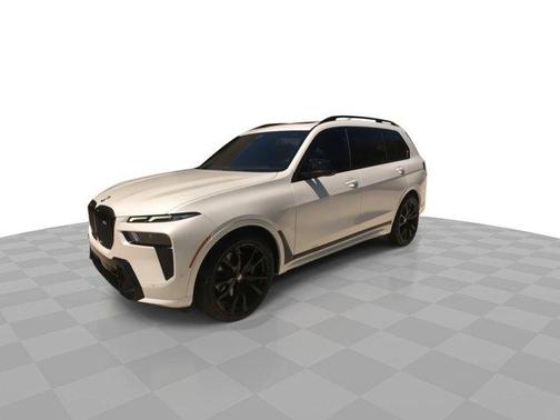 2024 BMW X7 M60i