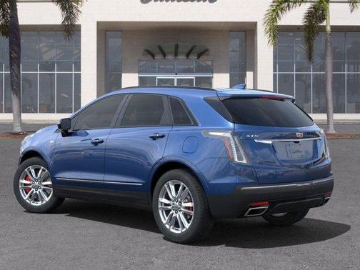 2025 Cadillac XT5 Sport