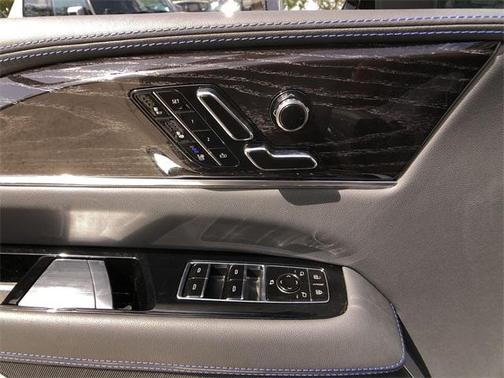 2025 Cadillac Escalade IQ Luxury