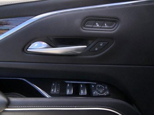 2024 Cadillac Escalade ESV Luxury