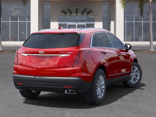 2025 Cadillac XT5 Luxury