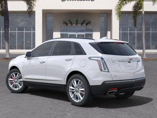 2025 Cadillac XT5 Sport