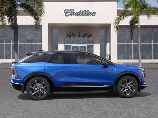 2025 Cadillac OPTIQ Luxury