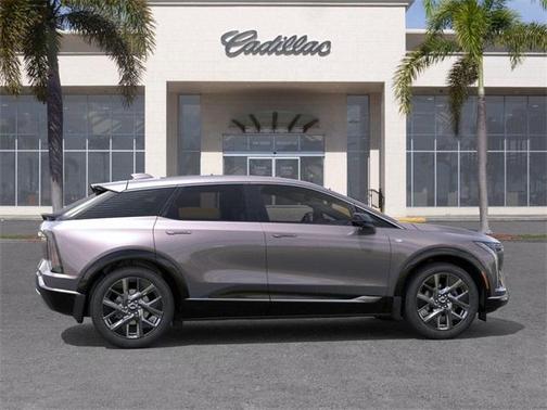 2026 Cadillac OPTIQ Luxury