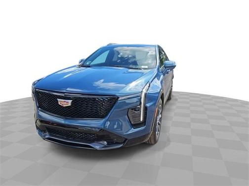 2025 Cadillac XT4 Sport