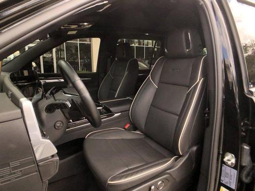 2025 Cadillac Escalade ESV Premium Luxury