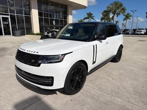 2024 Land Rover Range Rover P530 SE