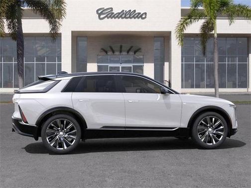 2025 Cadillac LYRIQ Luxury