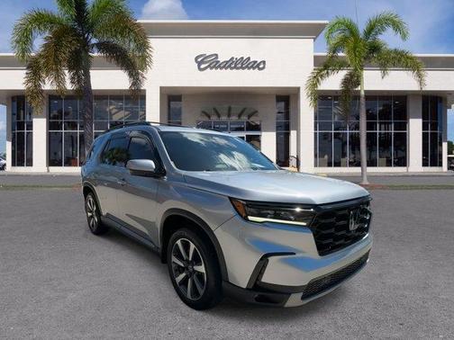 2023 Honda Pilot Touring