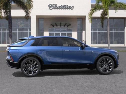 2025 Cadillac LYRIQ Sport