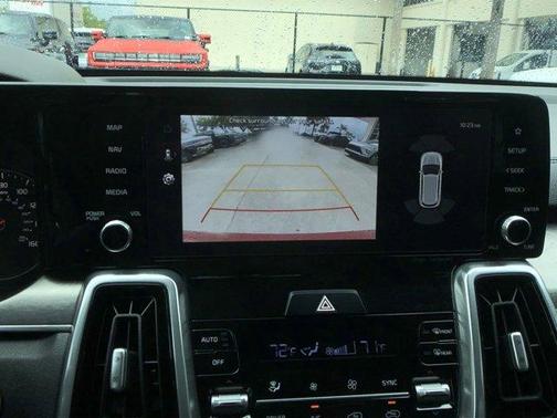 2022 Kia Sorento Plug-In Hybrid SX