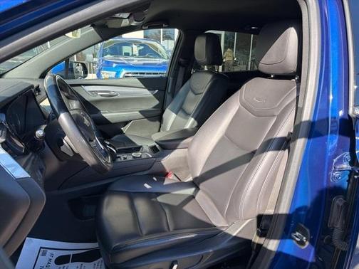 2023 Cadillac XT5 Luxury