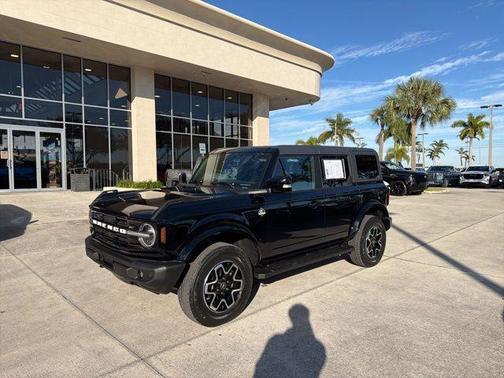 2023 Ford Bronco Outer Banks