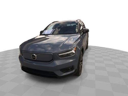 2021 Volvo XC40 Recharge Pure Electric P8