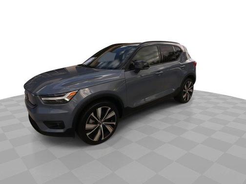 2021 Volvo XC40 Recharge Pure Electric P8