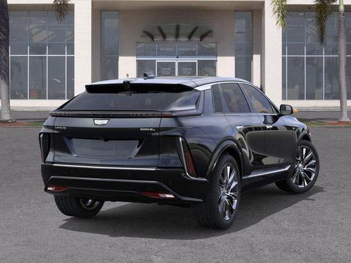Stellar Black Metallic 2026 Cadillac LYRIQ Signature Luxury