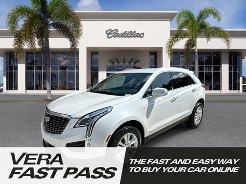 Crystal White Tri-Coat 2023 Cadillac XT5 Luxury