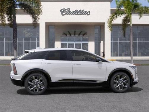 2025 Cadillac OPTIQ Luxury