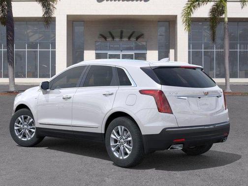2026 Cadillac XT5 Luxury