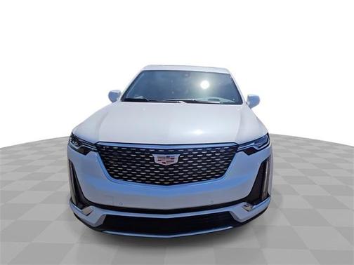 2025 Cadillac XT6 Premium Luxury FWD
