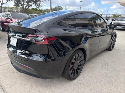 2023 Tesla Model Y Performance