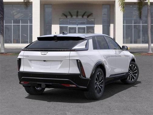 2025 Cadillac LYRIQ Sport